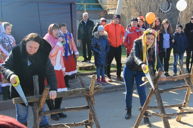 «Маленичные забавы».