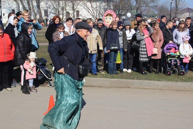 «Маленичные забавы».