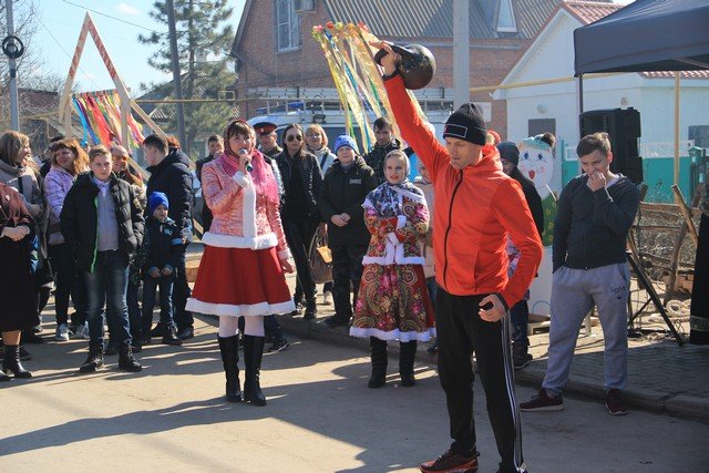 «Маленичные забавы».